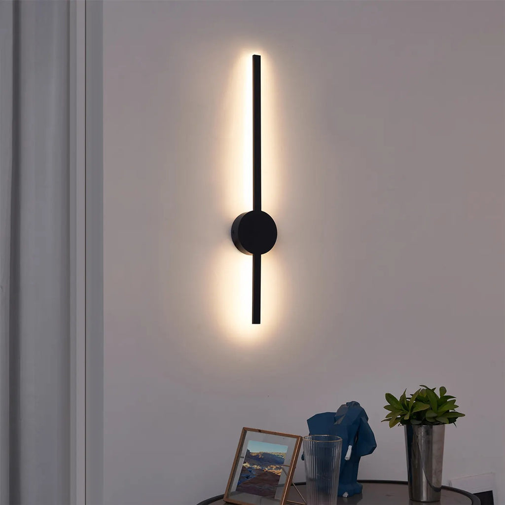 CLOCKWISE Led wall lamp by  Lamparayluz